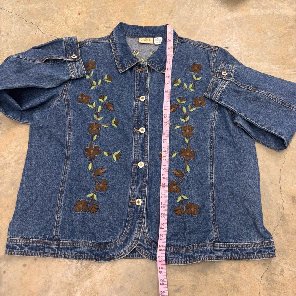 Crystal Kobe Women’s XL Blue Vintage Embroidered Denim Button Down Jacket - Picture 5 of 7